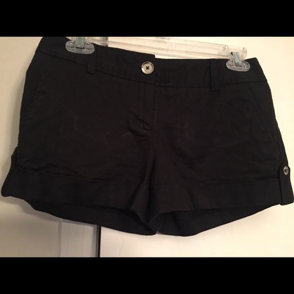 Black limited shorts - Picture 1 of 2